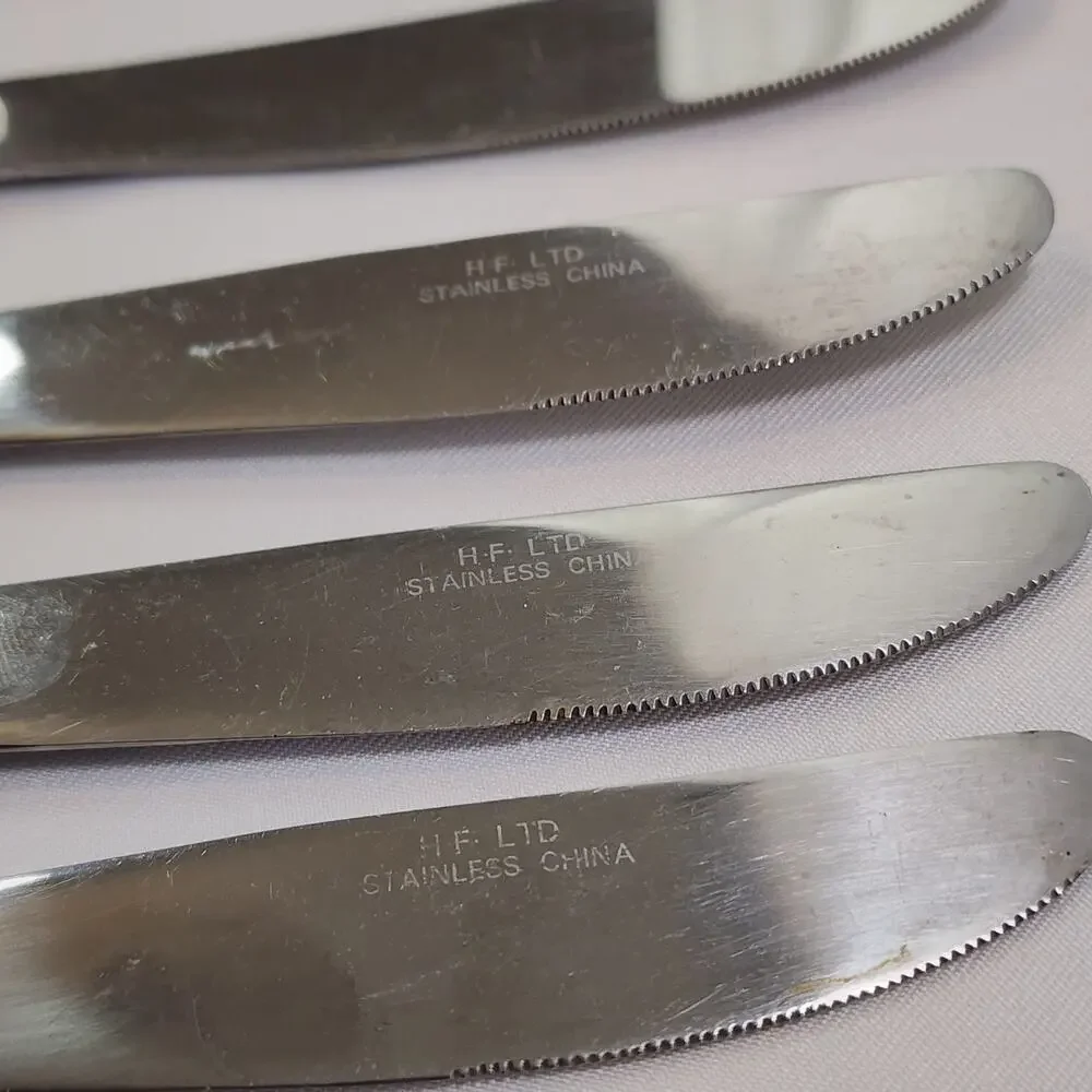Miscellaneous 15 Piece Utensils Lot Oneida Rogers Spoons Butter Knife Fork